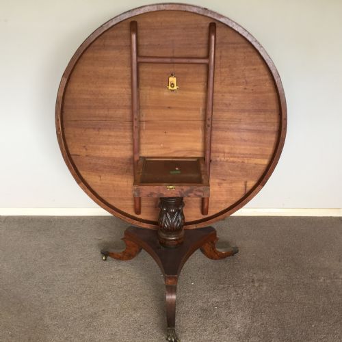 CIRCULAR ROSEWOOD BREAKFAST OR CENTRE TABLE WITH CALAMANDER CROSSBANDING - ADDITIONAL PHOTO 2