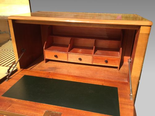 FINE ART DECO WALNUT DRINKSCOCKTAIL CABINET - ADDITIONAL PHOTO 3