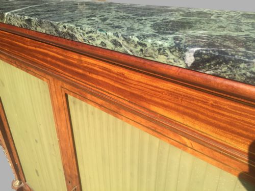 RARE AND SHALLOW SATINWOOD BREAKFRONT SIDE CABINET - ADDITIONAL PHOTO 4