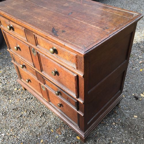 SMALL OAK 17TH CENTURY PANEL FRONT CHEST OF DRAWERS - ADDITIONAL PHOTO 7