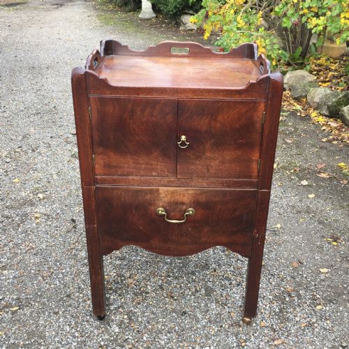 GEORGIAN MAHOGANY TRAYTOP BEDSIDE COMMODE - ADDITIONAL PHOTO 1