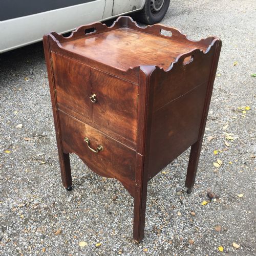 GEORGIAN MAHOGANY TRAYTOP BEDSIDE COMMODE - ADDITIONAL PHOTO 2