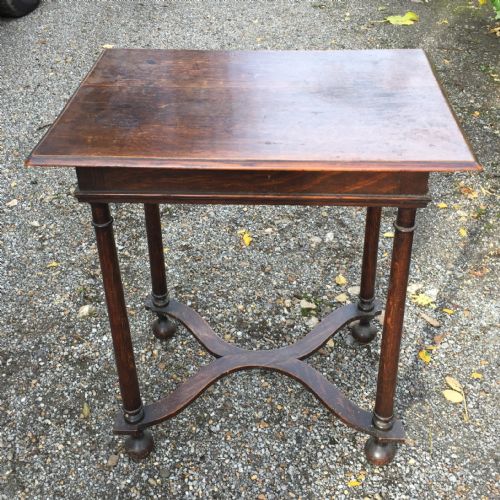 SMALL OAK 17TH CENTURY STYLE SIDE TABLE - ADDITIONAL PHOTO 1