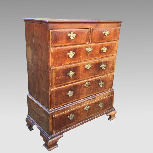 early 18th century walnut and pine chest on stand for restoration - CATEGORY: ANTIQUE CHEST OF DRAWERS - DATED 18TH CENTURY