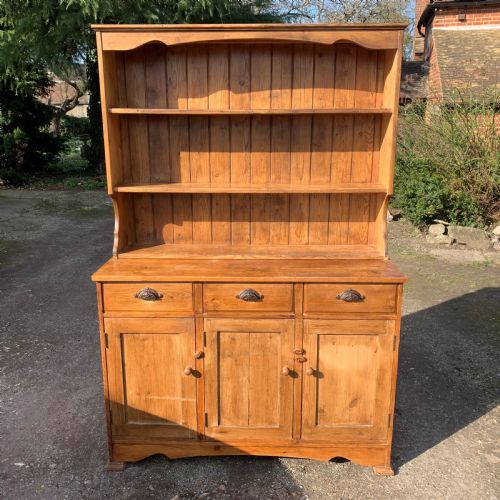 VICTORIAN PINE DRESSER - ADDITIONAL PHOTO 2