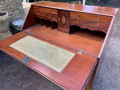 GEORGIAN MAHOGANY BUREAU - ADDITIONAL PHOTO 6