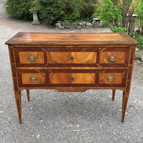 FRENCH KINGWOOD AND WALNUT COMMODE CHEST OF DRAWERS - ADDITIONAL PHOTO 1