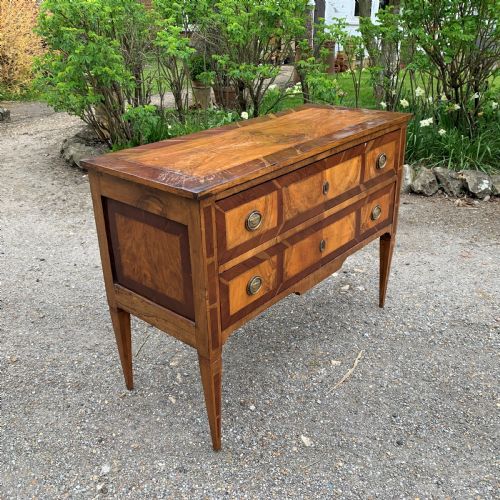 FRENCH KINGWOOD AND WALNUT COMMODE CHEST OF DRAWERS - ADDITIONAL PHOTO 2