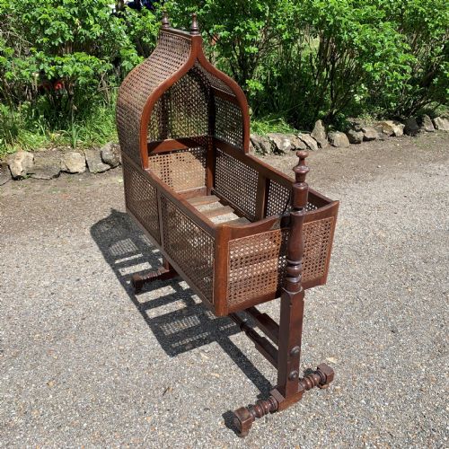 GEORGIAN MAHOGANY SWINGING CRIB - ADDITIONAL PHOTO 1