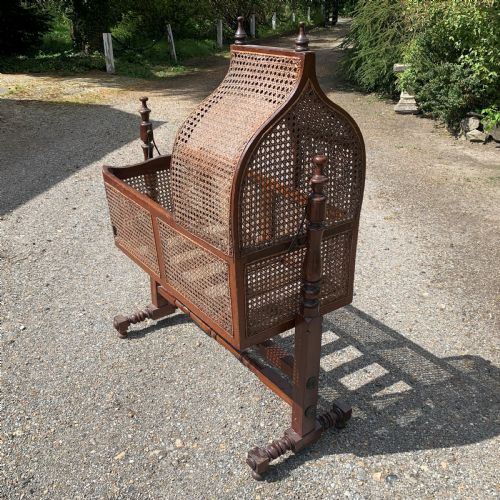 GEORGIAN MAHOGANY SWINGING CRIB - ADDITIONAL PHOTO 3