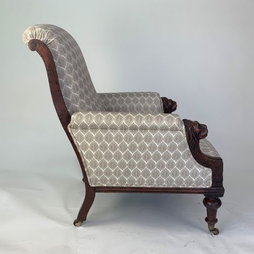 UPHOLSTERED LION'S HEAD ARMCHAIR - ADDITIONAL PHOTO 3