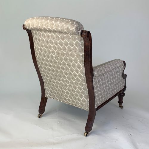 UPHOLSTERED LION'S HEAD ARMCHAIR - ADDITIONAL PHOTO 5