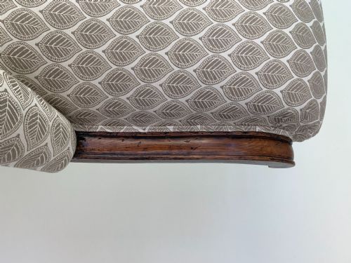 UPHOLSTERED LION'S HEAD ARMCHAIR - ADDITIONAL PHOTO 9