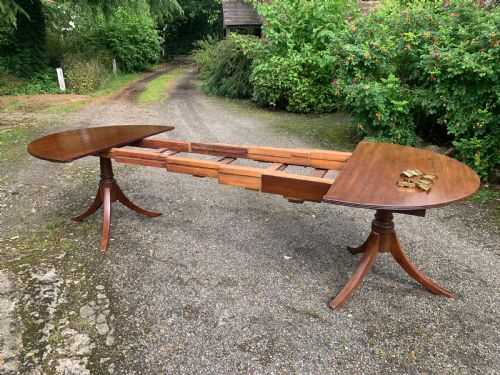 MAHOGANY EXTENDING PEDESTAL DINING TABLE SEATS 10 - ADDITIONAL PHOTO 6