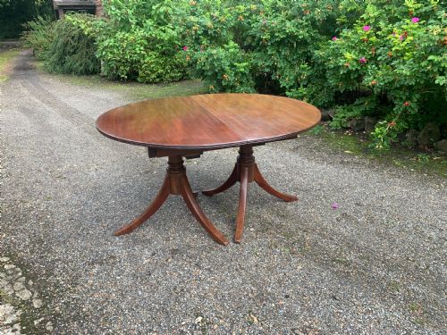 MAHOGANY EXTENDING PEDESTAL DINING TABLE SEATS 10 - ADDITIONAL PHOTO 14