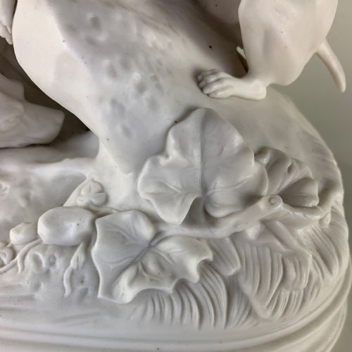 PARIANWARE GROUP FIGURE CHASSE AU LAPINTHE RABBIT CHASE - ADDITIONAL PHOTO 8