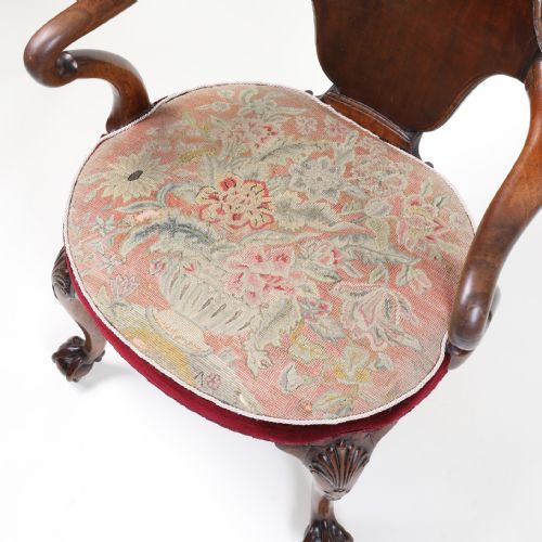 ESCUTCHEONBACKSHEPHERD'S CROOK ARMCHAIR - ADDITIONAL PHOTO 5
