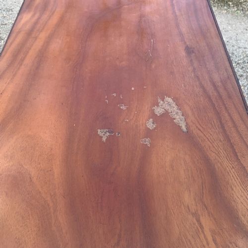 GEORGIAN FIGURED MAHOGANY PEMBROKEBREAKFAST TABLE - ADDITIONAL PHOTO 2