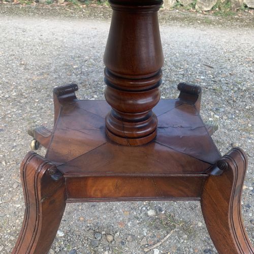 GEORGIAN FIGURED MAHOGANY PEMBROKEBREAKFAST TABLE - ADDITIONAL PHOTO 8