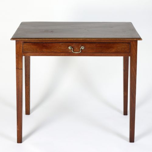 GEORGIAN MAHOGANY SIDE TABLE - ADDITIONAL PHOTO 2