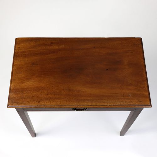GEORGIAN MAHOGANY SIDE TABLE - ADDITIONAL PHOTO 3