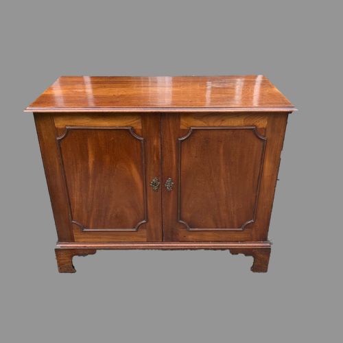 REGENCY MAHOGANY TWO DOOR SIDE CABINETLOW LINEN PRESS - ADDITIONAL PHOTO 1