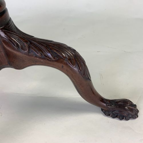 GEORGIAN MAHOGANY CARVED TRIPOD TABLE WITH PIECRUST TOP - ADDITIONAL PHOTO 5