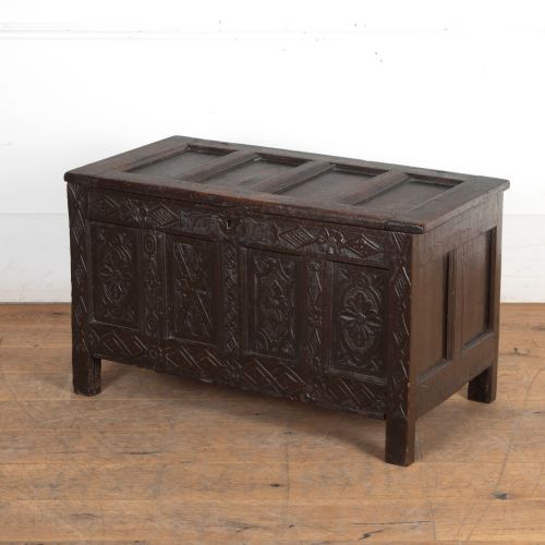 17TH CENTURY OAK COFFER - ADDITIONAL PHOTO 5