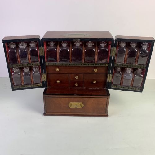 early 19th century physician's apothecarymedecine box - CATEGORY: ANTIQUE BOXES - DATED REGENCY
