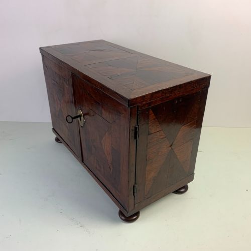 GEORGE I ROSEWOOD TABLESPICE CABINTET - ADDITIONAL PHOTO 3