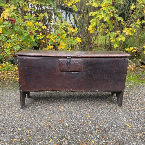 SMALL 17TH CENTURY OAK MARIAGE CHESTCOFFER - ADDITIONAL PHOTO 4