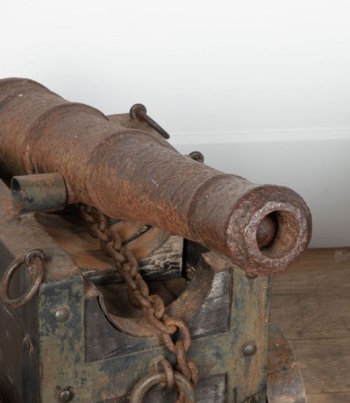 PAIR OF 19TH CENTURY COUNTRY HOUSE NAVAL CANONS - ADDITIONAL PHOTO 2