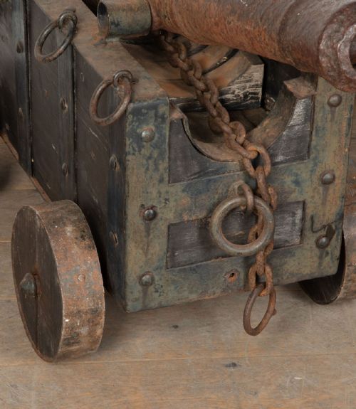 PAIR OF 19TH CENTURY COUNTRY HOUSE NAVAL CANONS - ADDITIONAL PHOTO 4