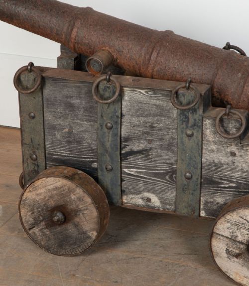 PAIR OF 19TH CENTURY COUNTRY HOUSE NAVAL CANONS - ADDITIONAL PHOTO 5
