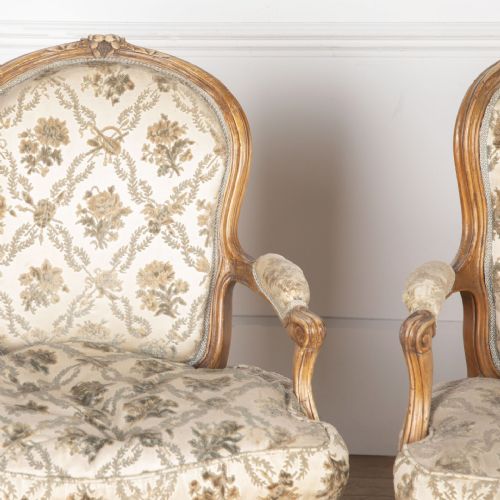 PAIR OF FRENCH BEECHWOOD SALON CHAIRS - ADDITIONAL PHOTO 1