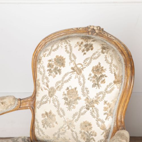 PAIR OF FRENCH BEECHWOOD SALON CHAIRS - ADDITIONAL PHOTO 7