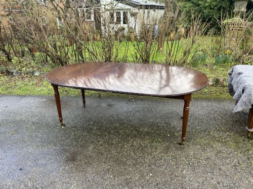 regency style mahogany extending dining table - CATEGORY: ANTIQUE TABLES - DATED 1920