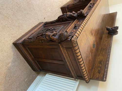 LARGE CARVED OAK SIDEBOARD - ADDITIONAL PHOTO 10