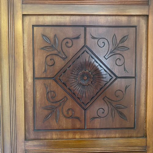 19TH CENTURY WALNUT TRIPLE WARDROBE - ADDITIONAL PHOTO 7