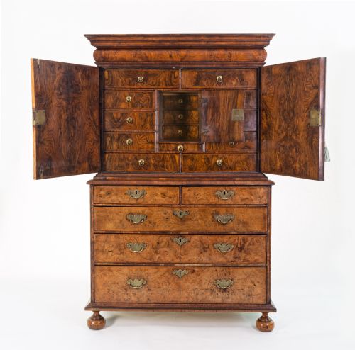 BURR WALNUT CABINET ON CHEST - ADDITIONAL PHOTO 3