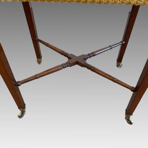 GEORGIAN MAHOGANY NEEDLEWORK TABLE - ADDITIONAL PHOTO 8
