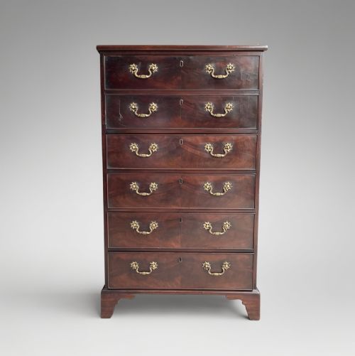 18TH CENTURY TALL AND SHALLOW SECRETAIRE CHEST OF DRAWERS - ADDITIONAL PHOTO 5