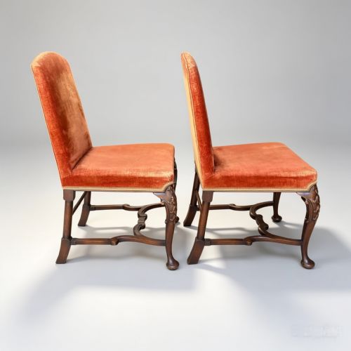 PAIR OF GEORGE II STYLE UPHOLSTERED AND CARVED WALNUT SIDE CHAIRS - ADDITIONAL PHOTO 4