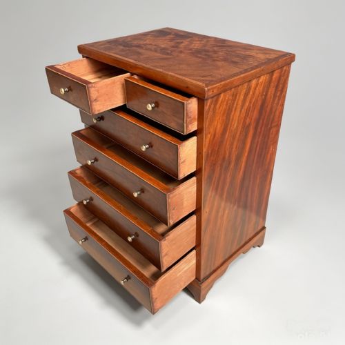 GEORGE III PERIOD MAHOGANY MINIATURE CHEST OF DRAWERS - ADDITIONAL PHOTO 1