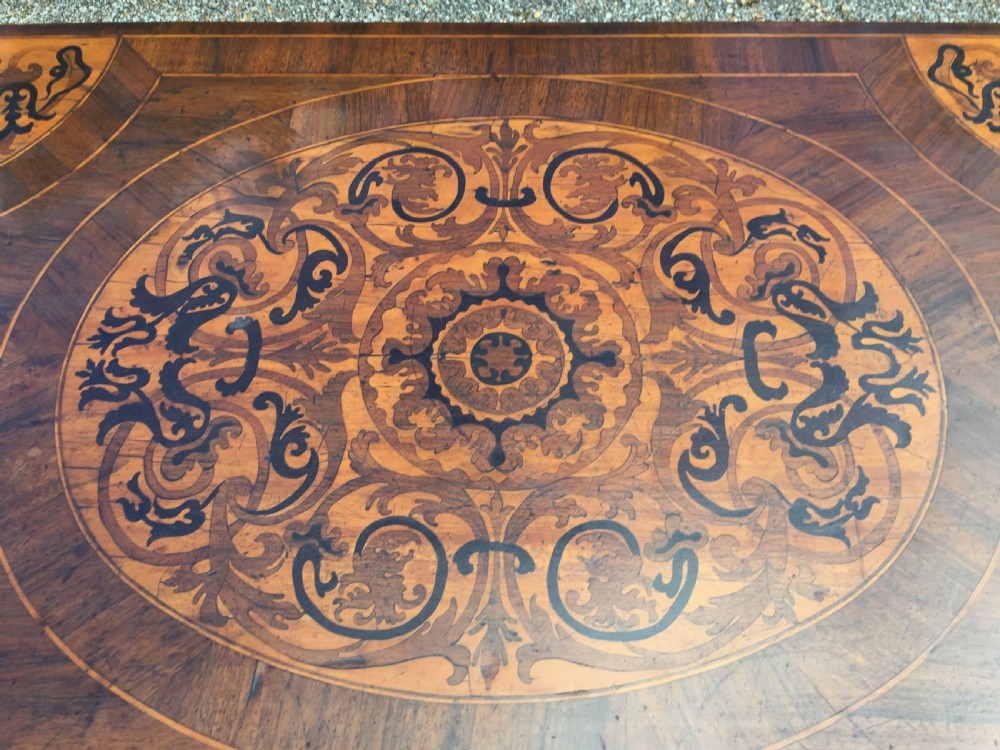 Fine Queen Anne seaweed marquetry Chest of drawers View VII