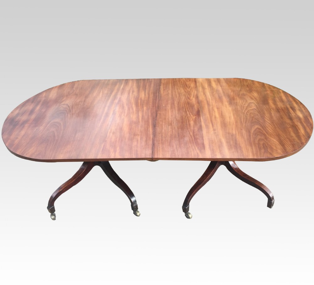 Fine Georgian mahogany twin pedestal Dining Table