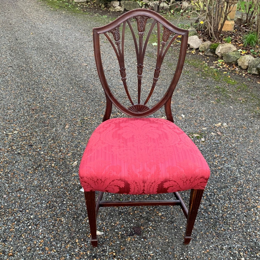 Six 6 Shield Back Chairs ROYAL HISTORY View VIII