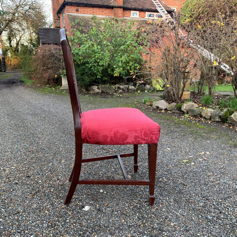 Six 6 Shield Back Chairs ROYAL HISTORY View X