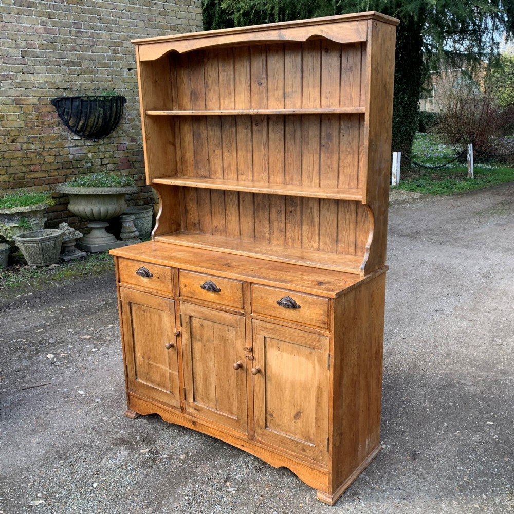 Victorian pine dresser