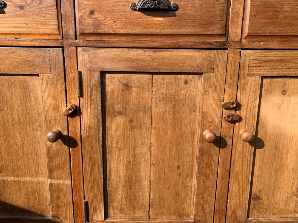 Victorian pine dresser View VI